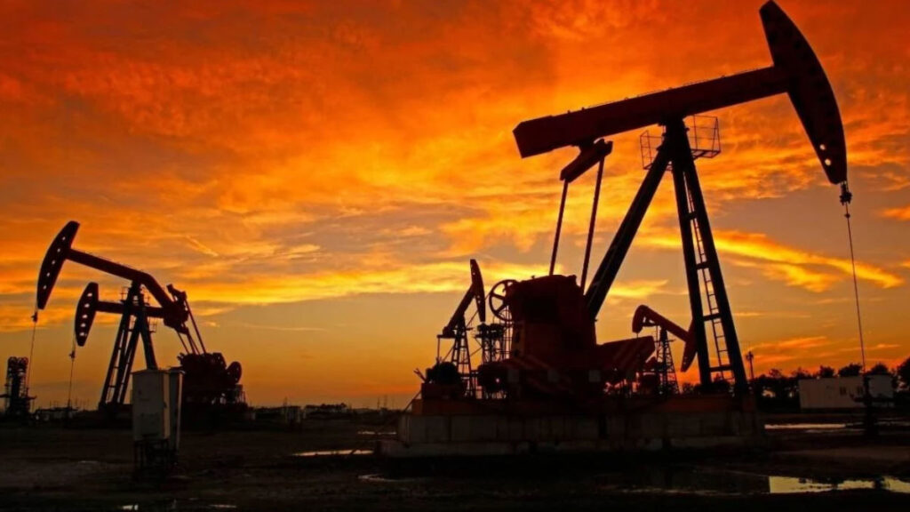 abdden yeni petrol fiyati tahmini asagi yonlu revize edildi eAeCYNNq