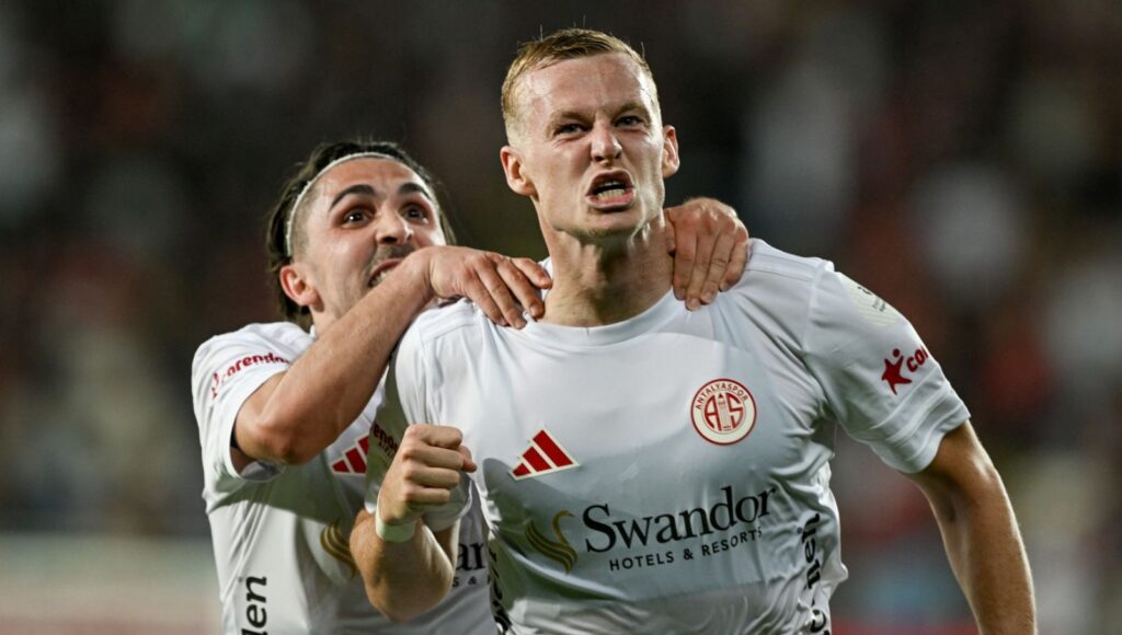 antalyaspor super ligde 1200 gole ulasti nikola storm tarihe gecti h6DtRpOH