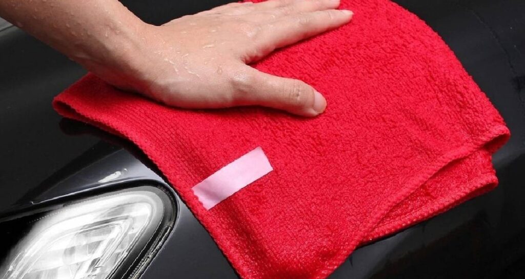 araba yikamada yapilan en buyuk hata herkes yapiyor araci mahvediyor x6EpaxUG