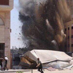 israil gazze sehrini isgal operasyonunun ilk asamasina basladi yuz binlerce filistinli bolgeden kaciyor sbvGZzDq