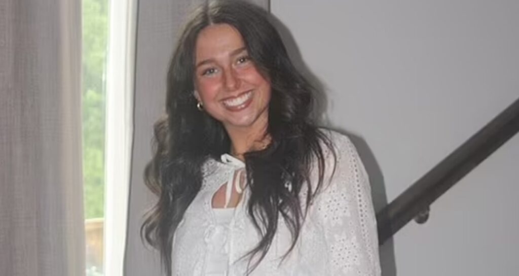 20 yasindayken kendi ikiz kardesinidogurdu 6AW2hcZO