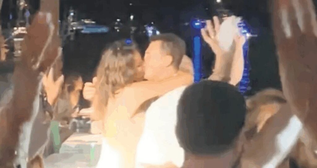 fikret orman ve guzide duran ilk kez dudak dudaga goruntulendi JLrNi2jh