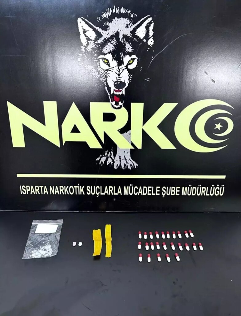 ispartada uyusturucu operasyonu b2VvreEa