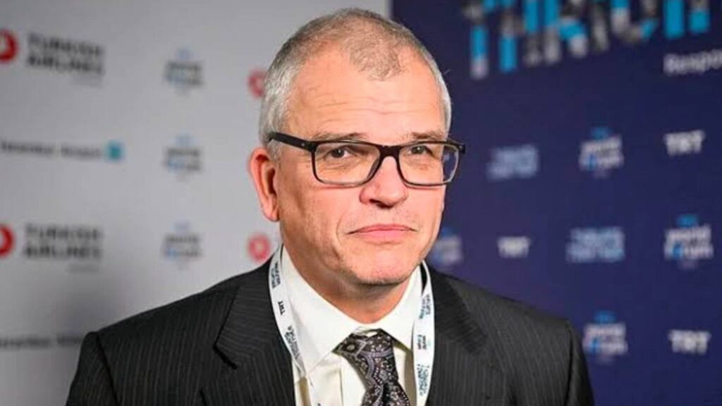 ekonomist timothy ash tcmb baskani ben olsam sahin kanatta kalir faizleri bu kadar dusurmezdim s3Iqgxaf.jpg