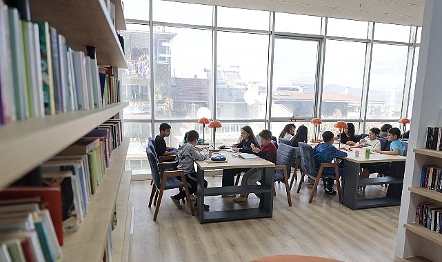 konakli ogrenciler cumhuriyet kutuphanelerini cok sevdi 3RlRBGki