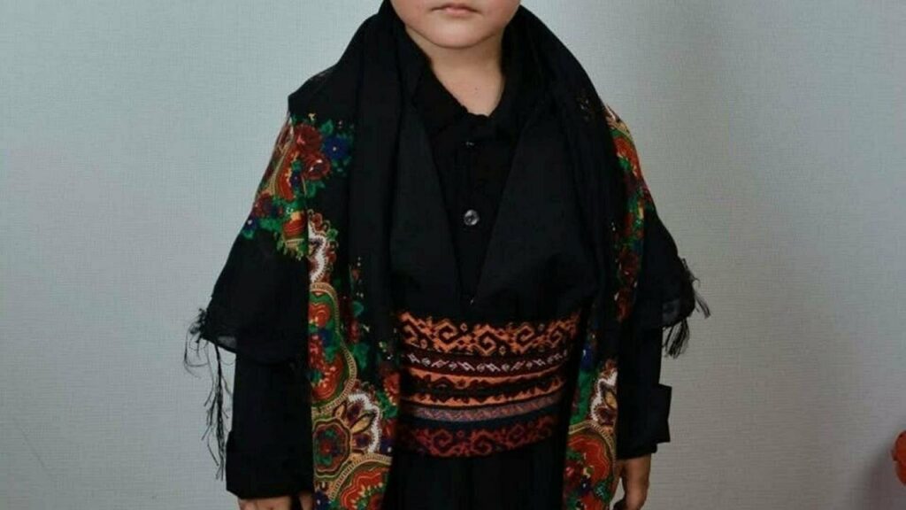 4 yasindaki enesin olumune neden olan surucu tahliye edildi FB1M4Dax.jpg