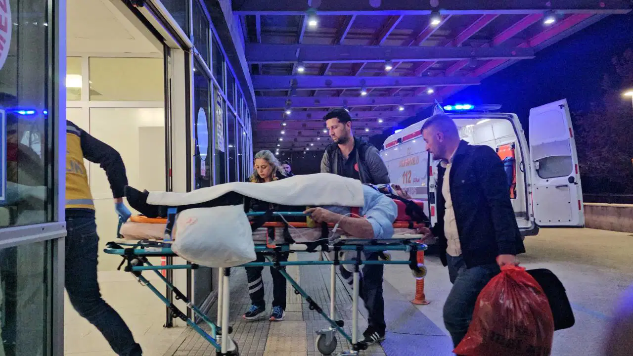 serinova belde belediye baskani trafik kazasi gecirdi MnT7hq9a.jpg