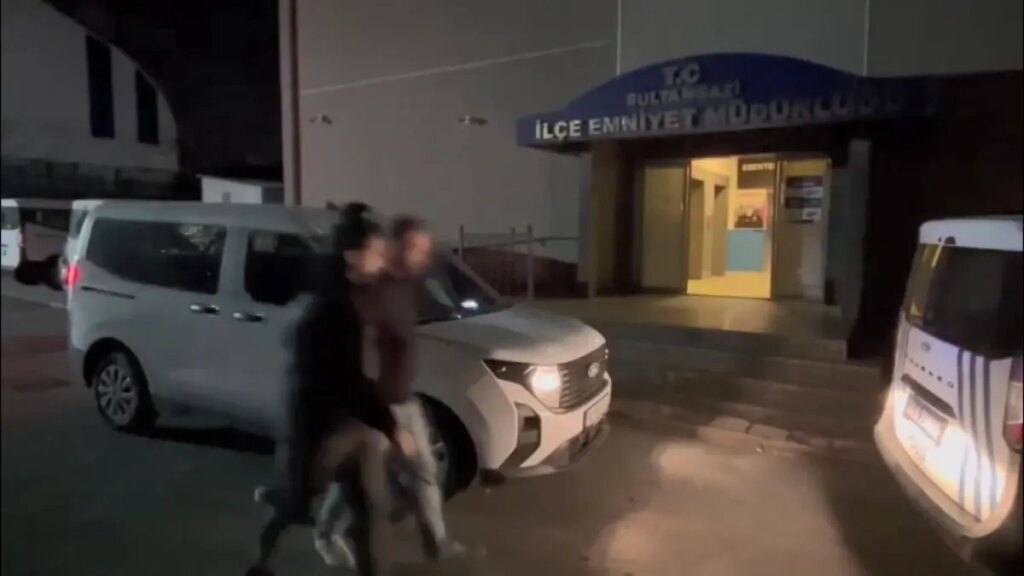 Sultangazi’de Tırnakçılık Yaparken Yakalandı