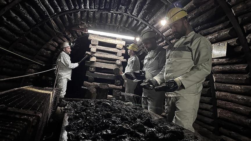 turkiye dunyada ticareti yapilan yaklasik 90 madenden 70ine sahip RXiyyZqH.jpg