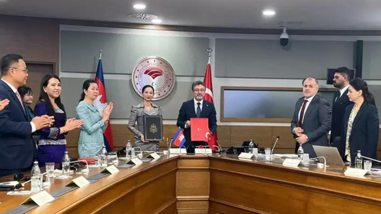 turkiye ile kambocya arasinda karma ekonomik komisyonu protokolu imzasi u5ZwJg9D.jpg