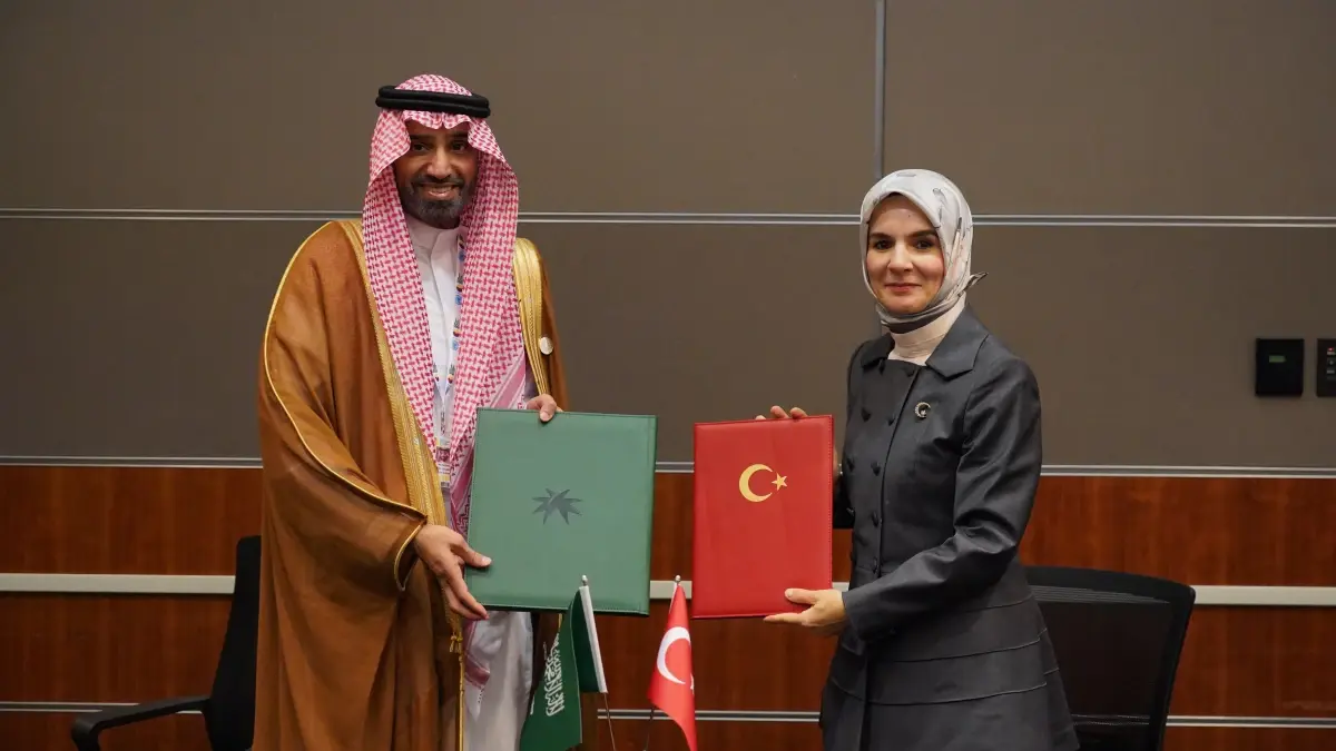 turkiye ve suudi arabistandan sosyal hizmetler alaninda is birligi BYYQGNWs.jpg