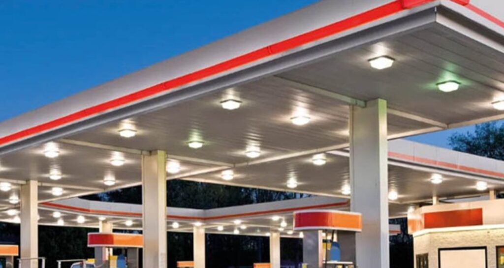 Dünyaca ünlü petrol devinden Lukoil çatırdaması: CEO’su istifa etti