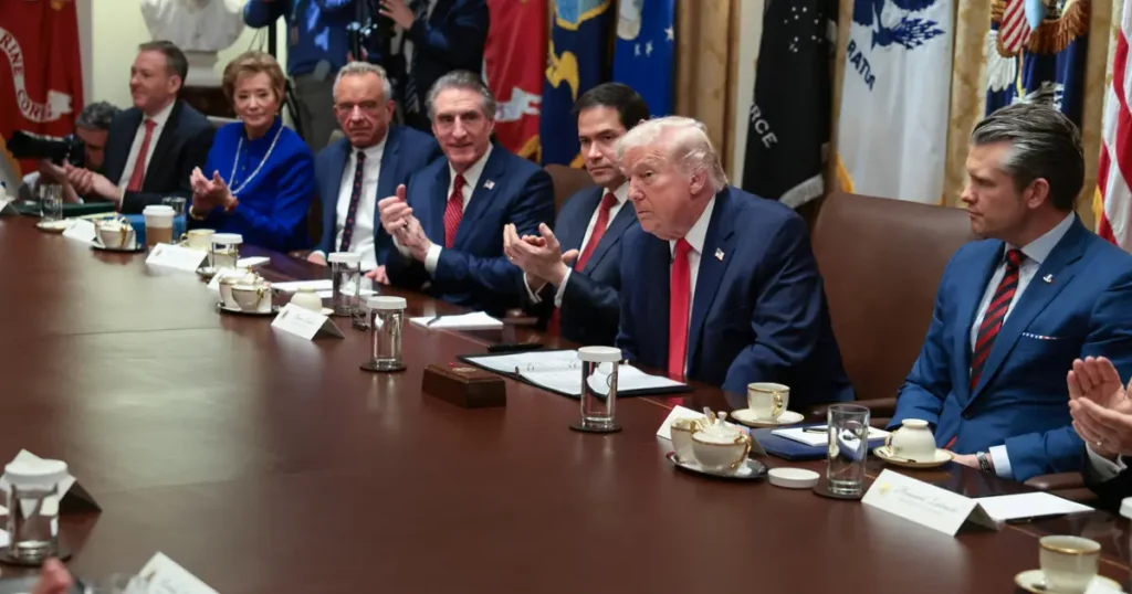 Trump: Hamas silah bırakacak gibi görünüyor