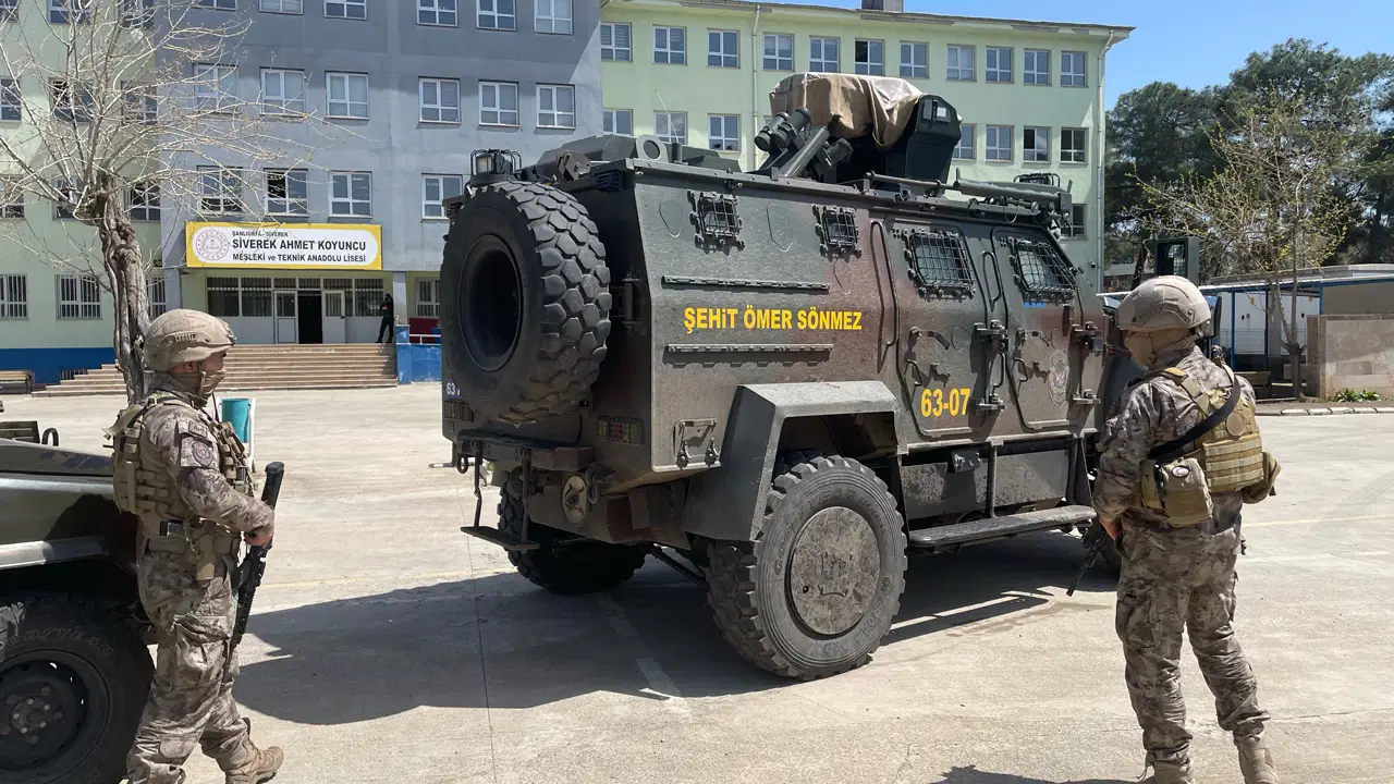 15 Nisan Çarşamba Okullarda Grev Var mı? Öğretmenlerin Protesto Sebepleri