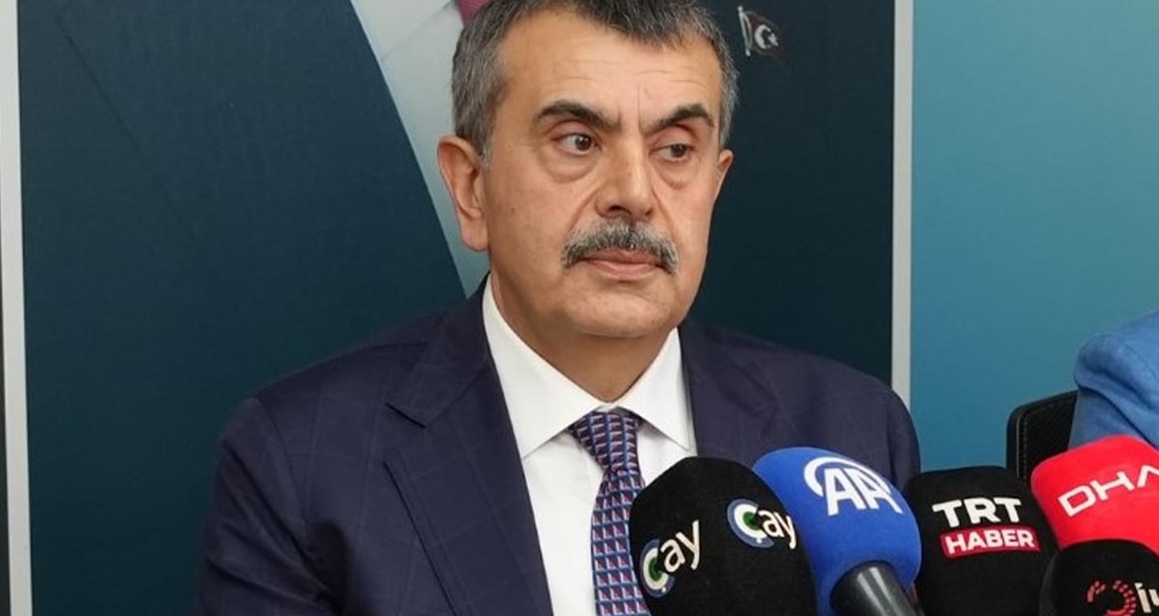 Bakan yusuf tekin bu bahaneye sigindi kurtulus savasini ders kitaplarindan cikaracagiz demisti XyGPUuQL